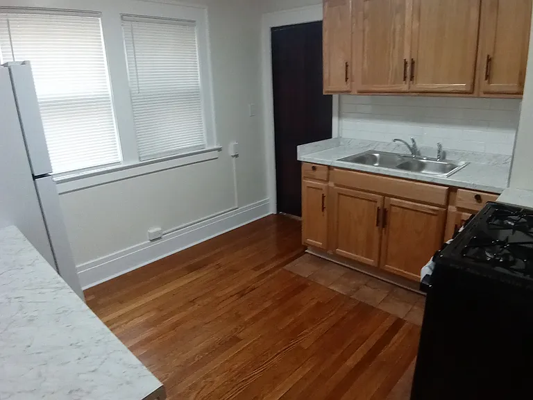 123 Onondaga Ave #2 — Photo 51