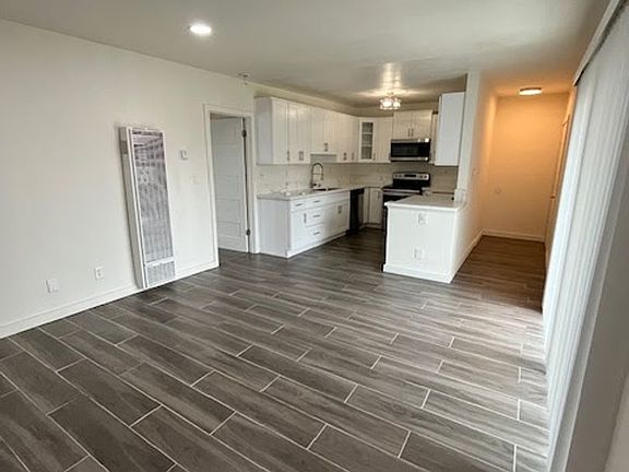 Woodlike Porcelain Tile Flooring