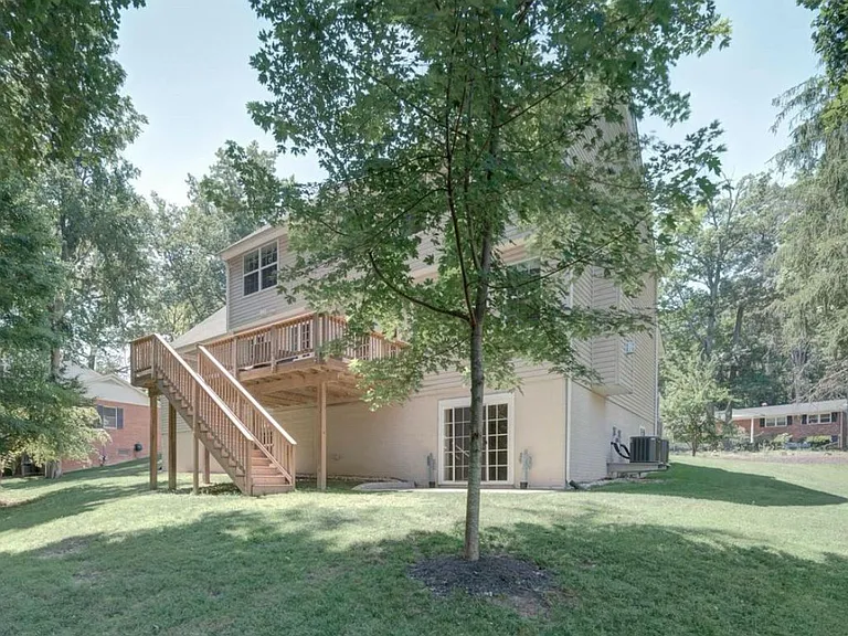 18413 Cedar Dr — Photo 20