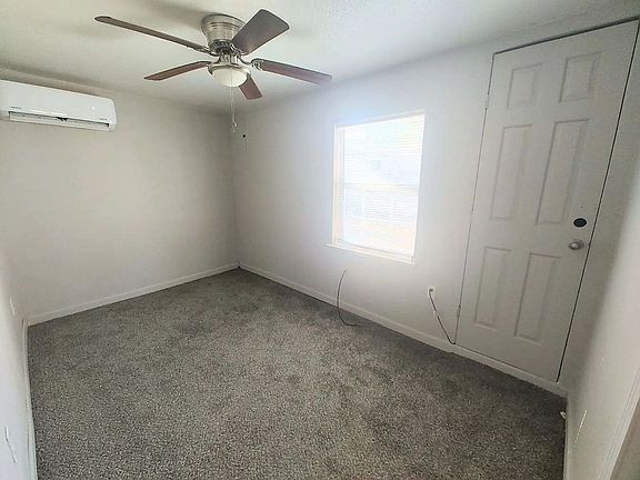 4th image of 2404 Avenue U #B