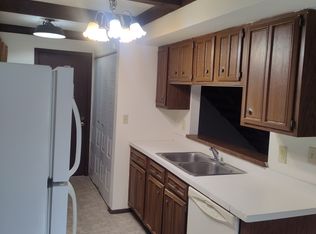 1705 S East St, Lockport, IL 60441