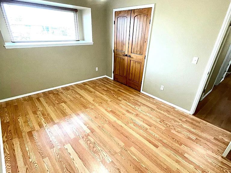 8908 S Youngs Blvd — Photo 9