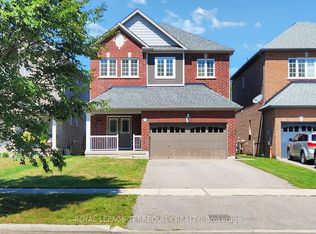 28 Richmond Park Dr, Georgina, ON