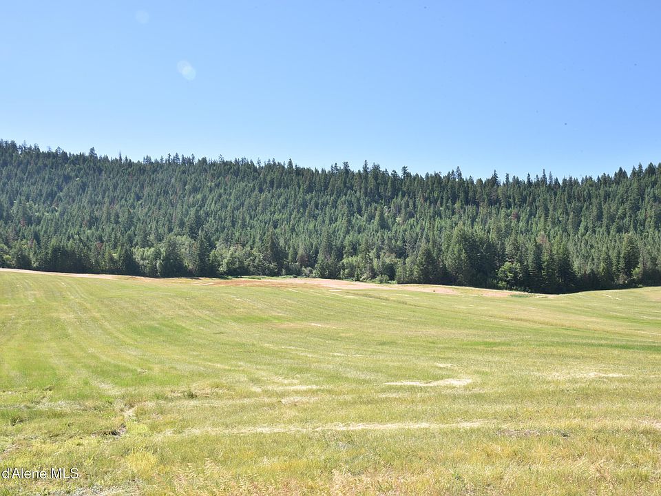 1st image of 4 Pebblestone Dr