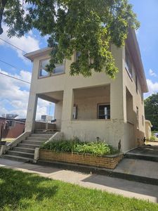 517 W 9th St, Waterloo, IA, 50702