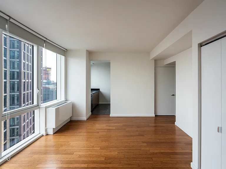 66 Rockwell Pl #25-C — Photo 4