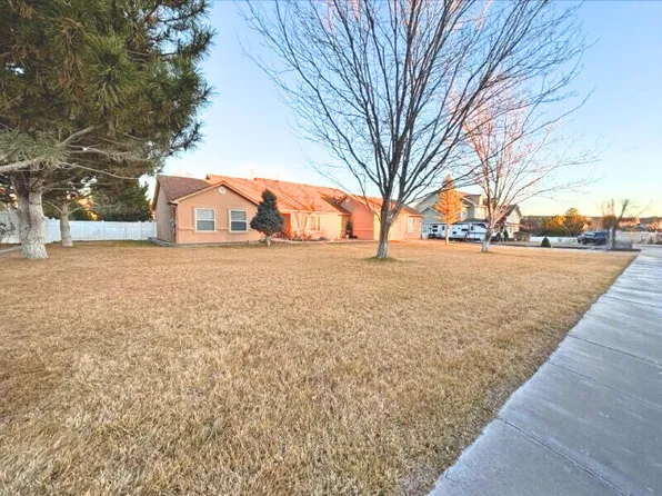 5006 Samantha Ln, Farmington, NM 87402