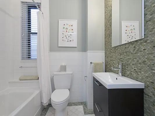 Sold by Sotheby's International Realty | media 23