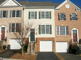 2552 Oak Tree Ln, Woodbridge, VA 22191