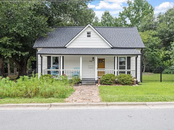 316 S Moore St, Clayton, NC 27520