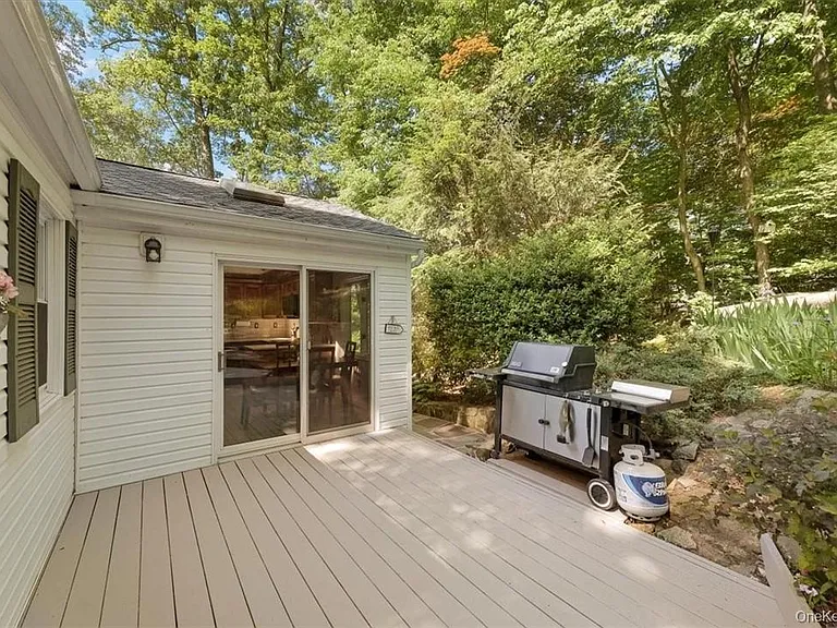 13 Split Rock Rd — Photo 30