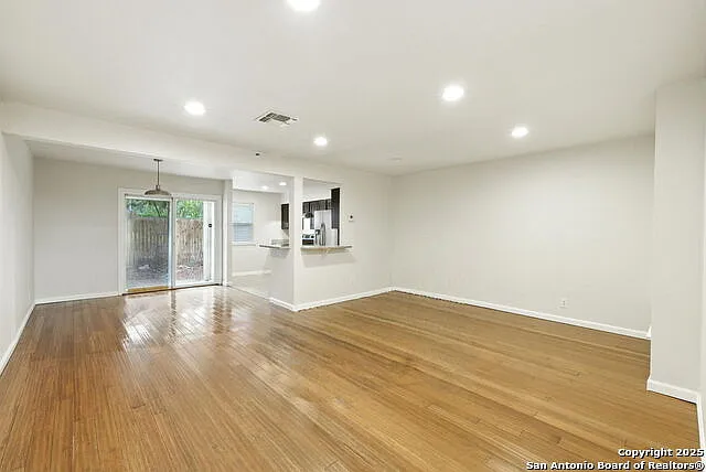 Villa Dijon Condominium Association Inc. — Photo 4