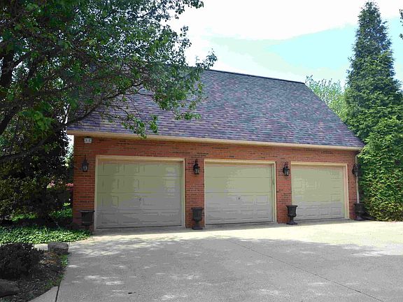 3rd image of 1332 Cobblestone Rd