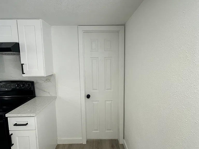2605 Jungle St #12 — Photo 7