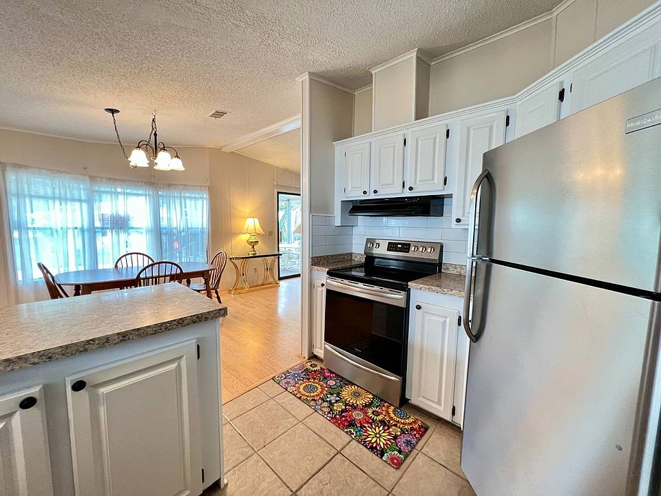 7th image of 145 Greenview Dr #145