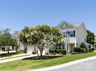 621 Pine Links Dr, Tega Cay, SC 29708