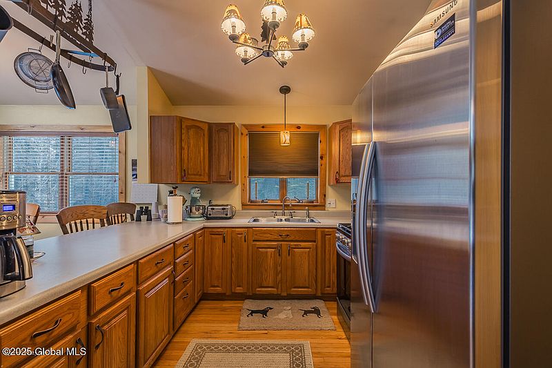 4th image of 131 Clute Mills Road