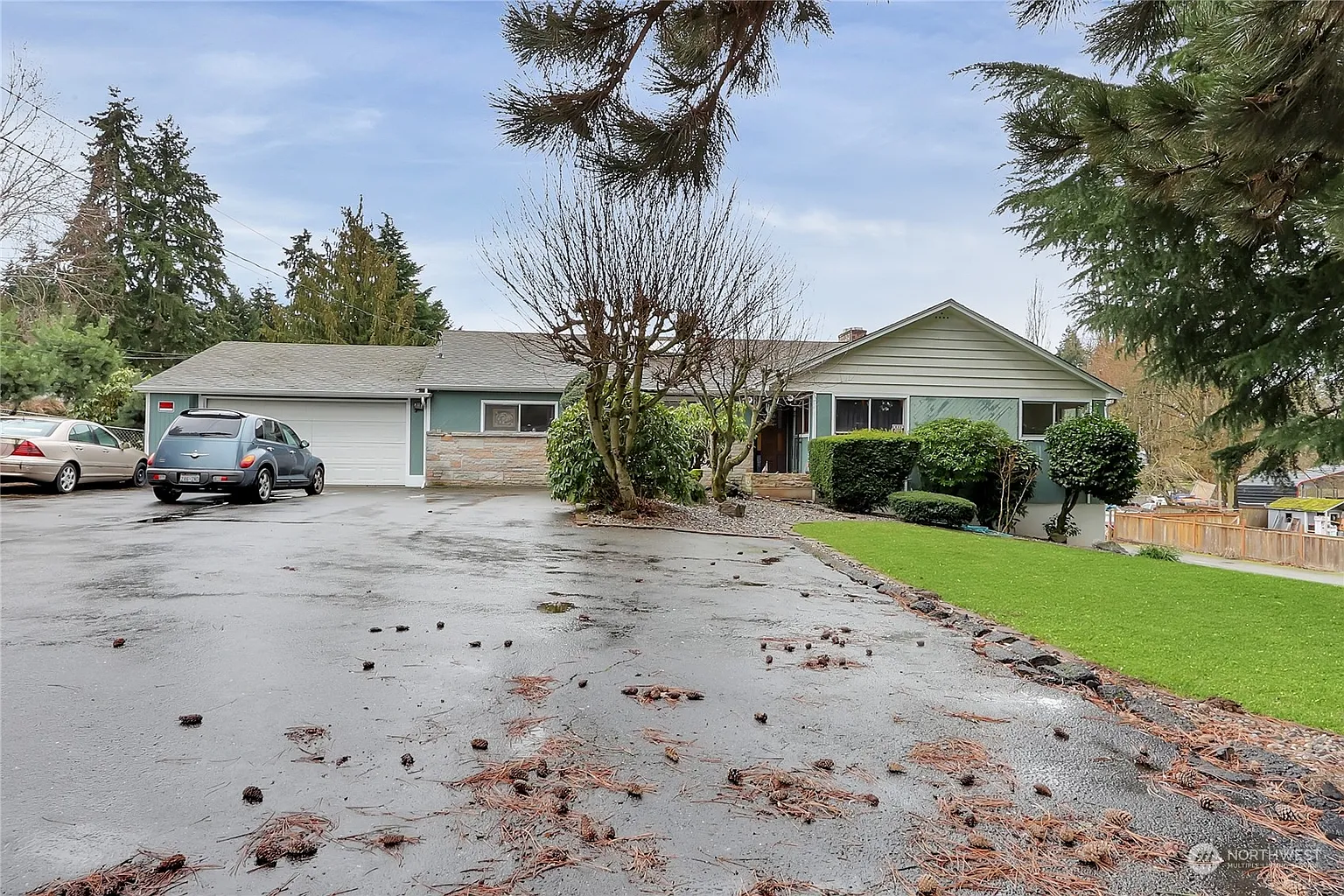 5718 104th Street E photo 1