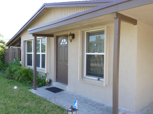 1211 W 2nd Street, Riviera Beach, FL 33404