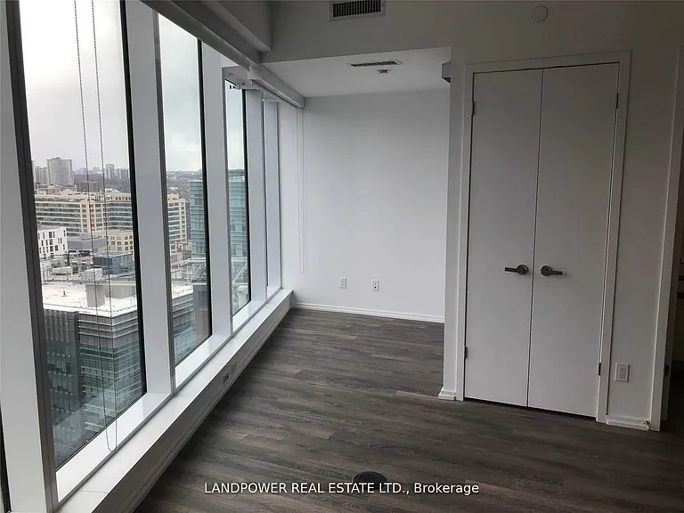 197 Yonge St #2113 — Photo 6