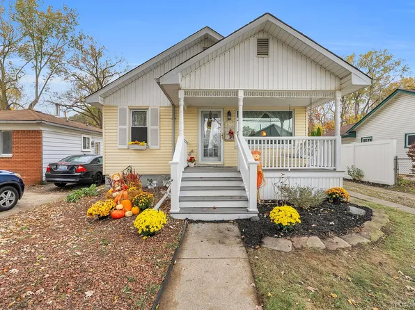 13504 Fellrath St, Taylor, MI 48180