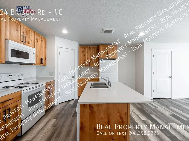 124 Briscoe Rd #C — Photo 2