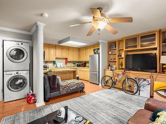 2nd image of 2500 Steck Ave APT 28