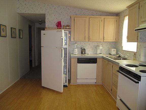 4th image of 14324 Nieves Circle