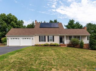 1507 Red Top Orchard Rd, Waynesboro, VA 22980