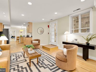 1320 Park Rd NW APT 1, Washington, DC, 20010