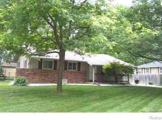 2841 Monticello Dr, Port Huron, MI 48060