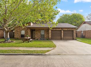 13 Columbella St, Bay City, TX 77414