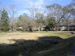 9002 Elizabeth Rd, Houston, TX 77055