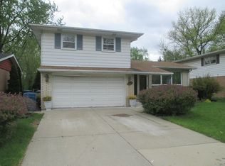 831 Riverview Dr, South Holland, IL