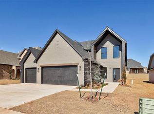8017 Cal Dr, Edmond, OK 73034