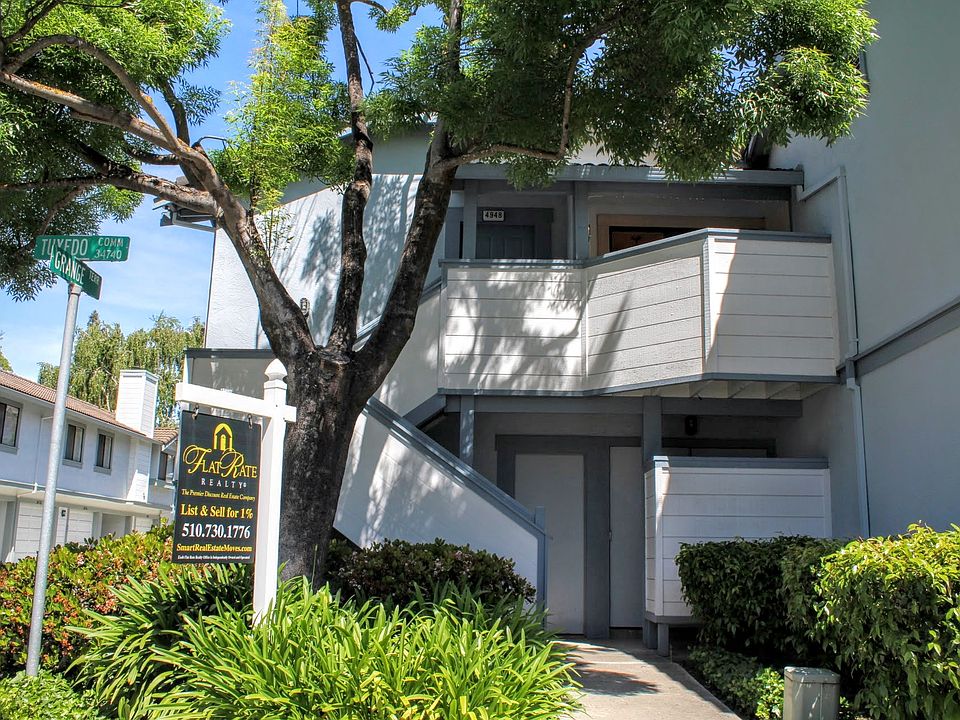 Sweet Ardenwood Condo!