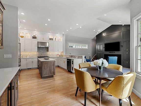 5th image of 3 Ludlow Rd #3
