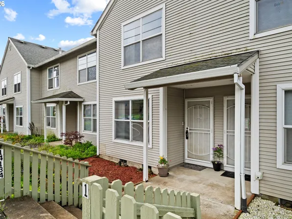 14134 E Burnside St APT 2, Portland, OR 97233