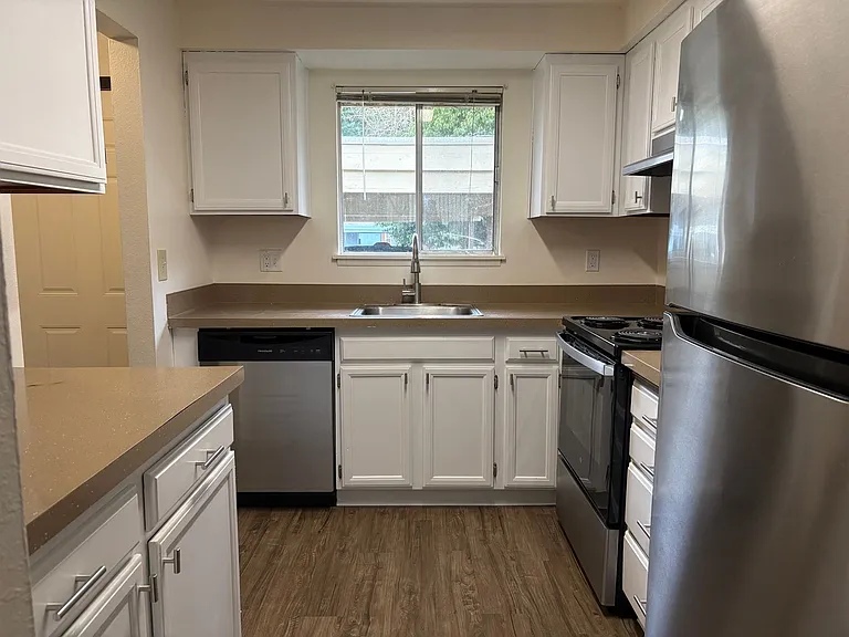 #270 WINDSOR ISLAND ESTATES — Photo 22