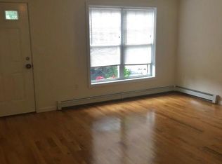 28 Oak St, Harrison, NY 10528