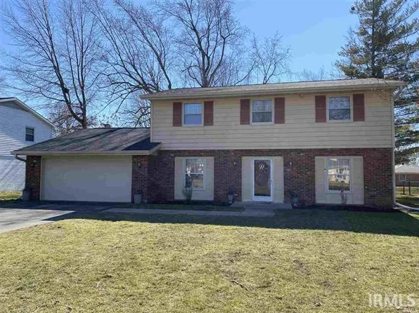2801 W Riggin Rd, Muncie, IN 47304