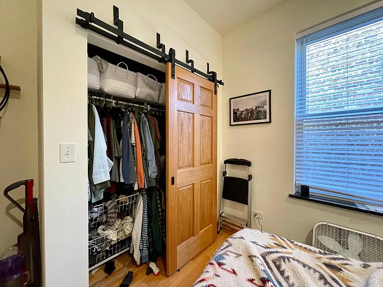 2336 W Augusta Blvd #3R — Photo 14