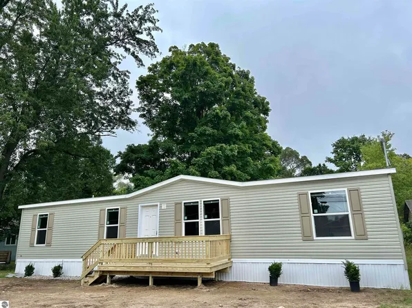 110 E Michigan St, Mancelona, MI 49659