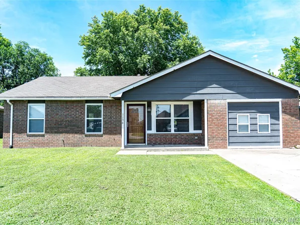 1136 S Haynie St, Skiatook, OK 74070