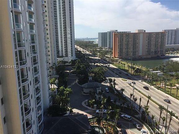 4th image of 16275 Collins Ave APT 1404