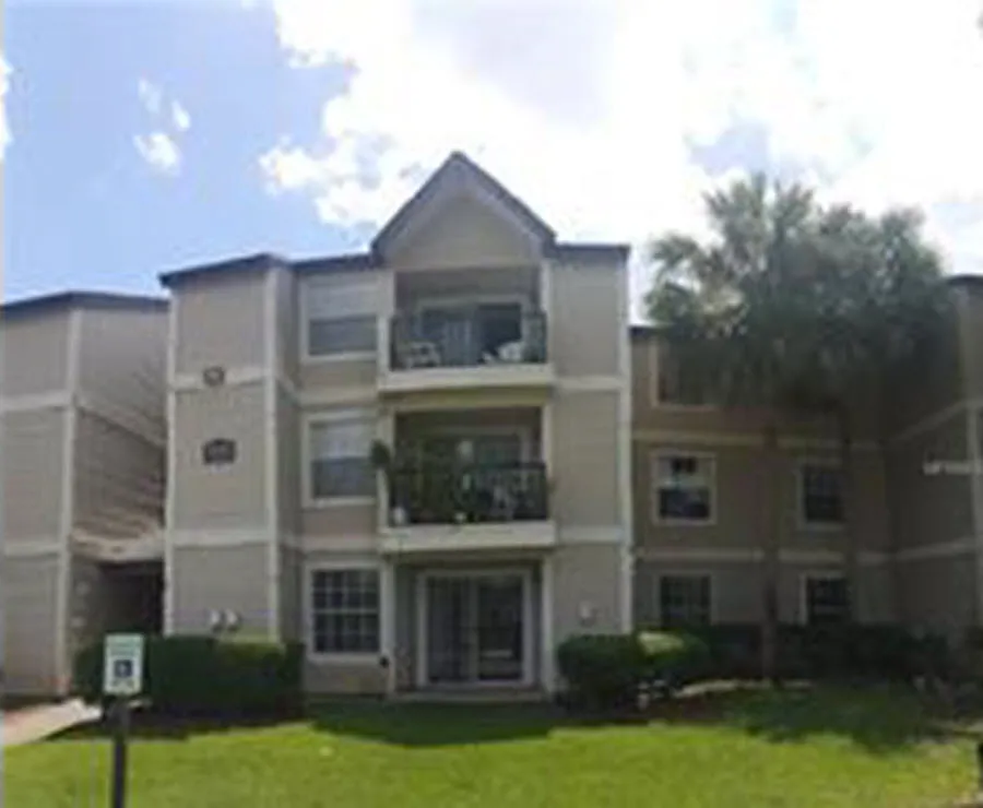 Construction Discount For Move-In - 3 Bed/2 Bath, 3rd Floor Condo — Photo 1