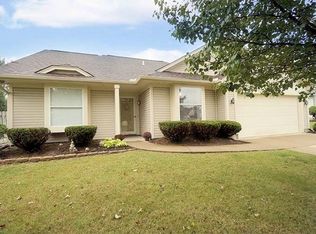 1087 Colonial Cir, Lebanon, OH 45036