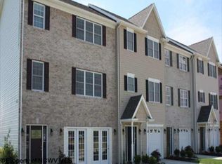 220 Tarbert Ct, Morgantown, WV 26508