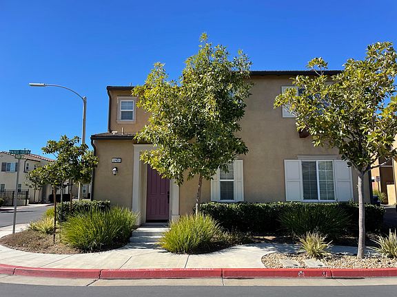 3rd image of 37451 Paseo Tulipa