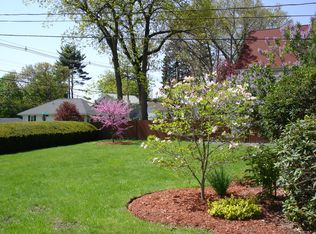 33 Elm St, Shrewsbury, MA 01545